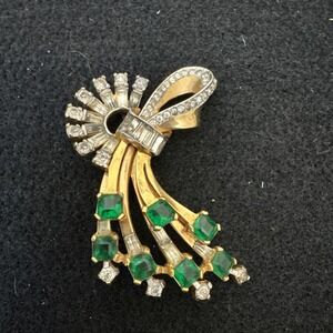 Mazer Signed Large Vintage Brooch Swirl Gold Tone Faux Emeralds Clear Rhinestone